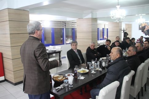 Akyazı Belediye Başkanı Hasan Akcan Gazetecilerle Bir Araya Geldi