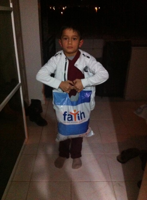 Kuzuluk'ta Kalandar (Poşet Atma) Geleneği Devam Ediyor