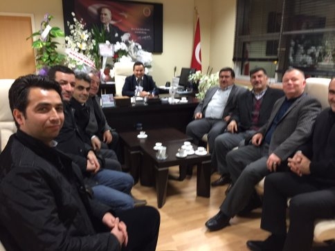 Akyazılı Muhtarlardan Yeni Başhekim Yavuz Tepeçınar'a Hayırlı olsun Ziyareti