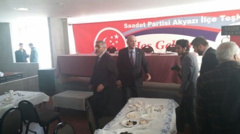 Saadet Partisi Akyazı İlçe Divan Toplantısı Yapıldı
