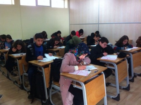 Akyazı Belediyesi Bilgi Ve Kültür Evinde Sınavlara Hazırlık Başarılı Bir Şekilde Devam Ediyor