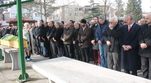 Başkan Eşi Türkan Temel Gözyaşlarıyla Defnedildi