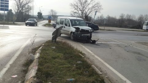Batakköy Kavşağında Yine Kaza