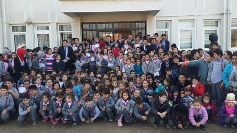 Öğrenciler Karnelerini Aldı