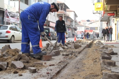 Yağcılar Caddesinde Kilitli Parke Çalışması