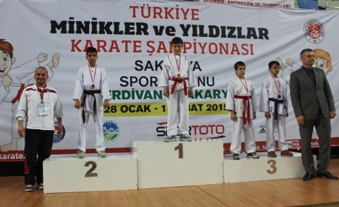 TÜRKİYE ŞAMPİYONASINDAN 3 ALTIN 1 GÜMÜŞ MADALYA