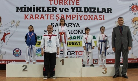 TÜRKİYE ŞAMPİYONASINDAN 3 ALTIN 1 GÜMÜŞ MADALYA