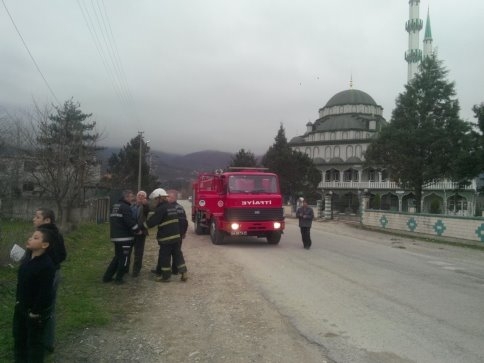 Bahçede Yakılan Ateş Paniğe Neden Oldu