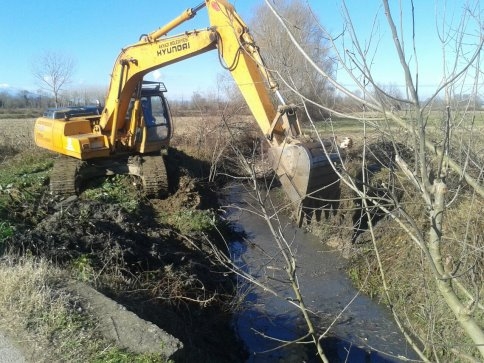 Dere Yataklarında Sel Önleyici Temizlik Çalışmaları Sürüyor