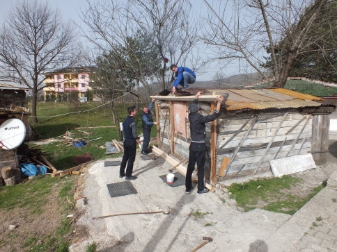 Rüzgar Garajı Uçurdu