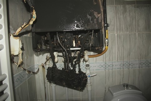 Dikkatli Komşu Bir Evi Kül Olmaktan Kurtardı