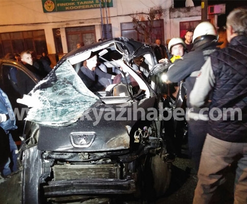 Şüpheli  Aracı Takip Eden Polisler Kaza Yaptı