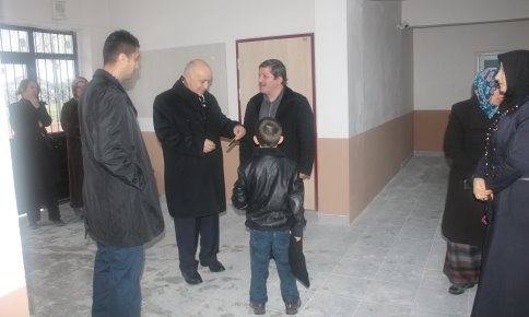 İlçe Müdürü Özdemir İnönü İlkokulu’nu Ziyaret Etti