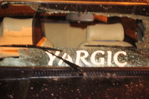 Yaşlı kadına araba çarptı