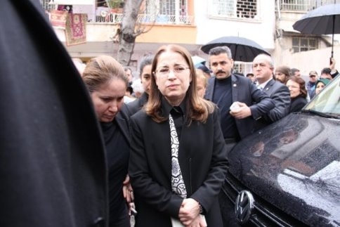 Bakan Ayşenur İslam: 