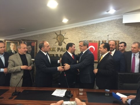 Abdullah Mert bugün yoğun katılımla resmi olarak aday adaylık başvurusunu yaptı