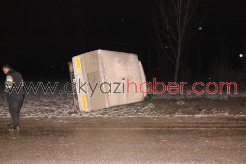 Gizli Buzlanma Sonucu Kayan Araç Takla Attı