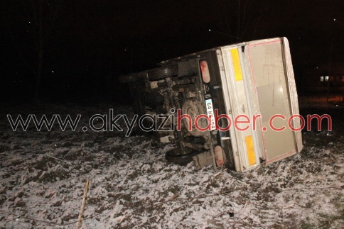 Gizli Buzlanma Sonucu Kayan Araç Takla Attı