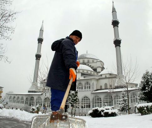 Akyazı Belediyesi Kar Mücadelesine Yeniden Başladı