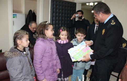 Minik Yürekler Bal’a Teşekkür Ettiler