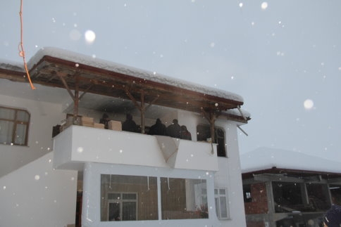 Altındere Mahesinde 2 Katlı evde Yangın çıktı