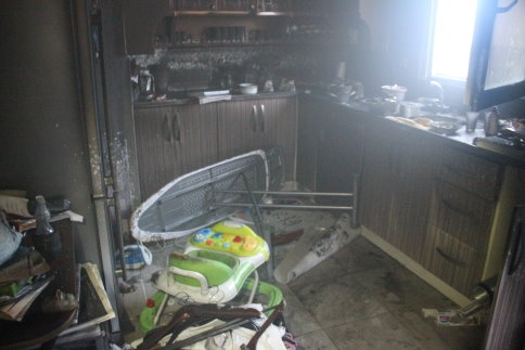 Altındere Mahesinde 2 Katlı evde Yangın çıktı