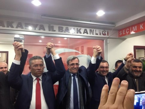 Akyazılı Avukat Ali Ateş, Milletvekilliği Aday Adaylığı Başvurusunu Yaptı