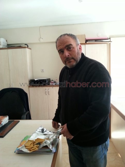 BAKIN İÇİNDEN NE ÇIKTI! Cips Paketinin İçinden Çıkan Şok Etti!