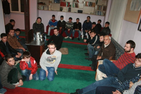 Taşburun Mahesinde Kış Sohbetleri Büyük İlgi Görüyor