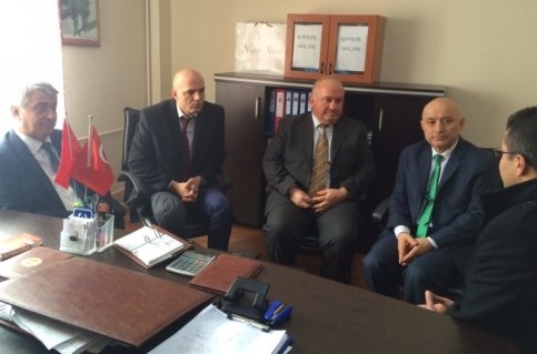 ÖĞRENCİLERE YAPRAK TEST FASİKÜL SETİ DAĞITILDI