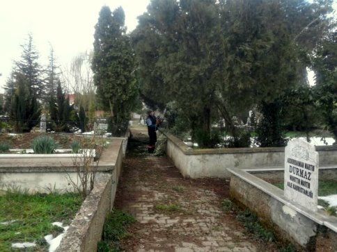 Mezarlık Bakımları ve Mezarlık Hizmetleri Aralıksız Devam Ediyor