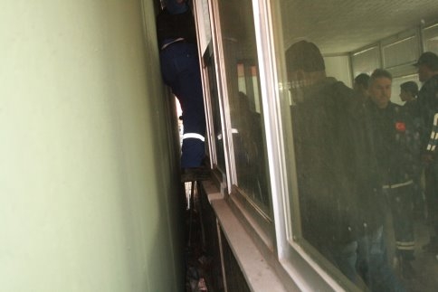 Akyazı İtfaiyesinden Köpek Kurtarma Operasyonu