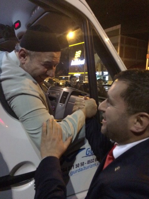 Abdullah Mert Umrecilerden Adaylığı İçin Dua İstedi