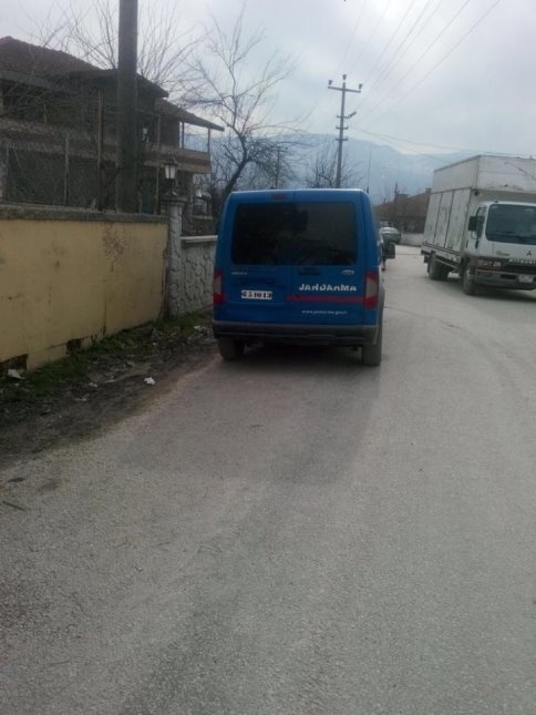 Başsavcı'ya Ait Kütüphaneye Hırsızlar Girdi