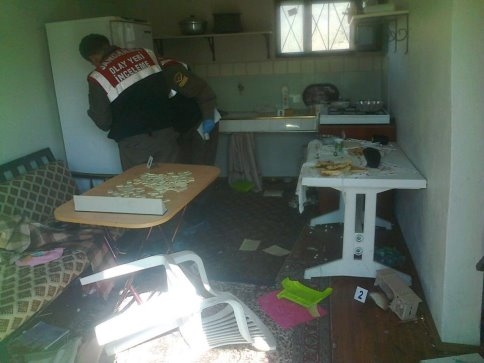 Başsavcı'ya Ait Kütüphaneye Hırsızlar Girdi