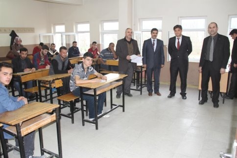 Akyazı Belediyesi Gaz Altı Kaynak Kursu İlk Mezunlarını Verdi.