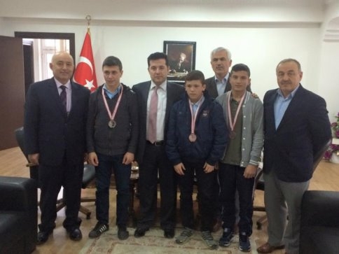 Kaymakam Bı Güreçcilere Başarılar Diledi