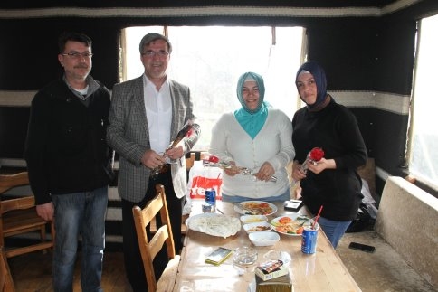 Başkan Akcan 08 Mart Dünya Kadınlar Gününü Kutladı