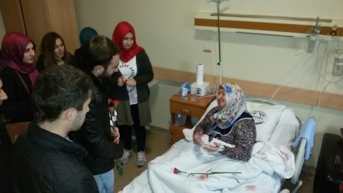 Şehit Annelerine 8 Mart Sürprizi