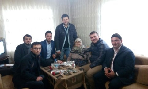 Şehit Annelerine 8 Mart Sürprizi