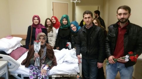 Şehit Annelerine 8 Mart Sürprizi