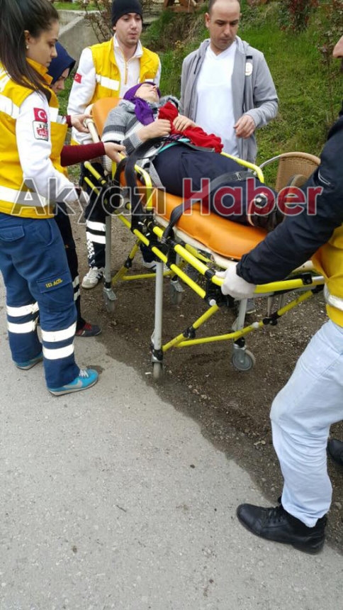 Trafik Kazası 1'i Çocuk 3 Yaralı