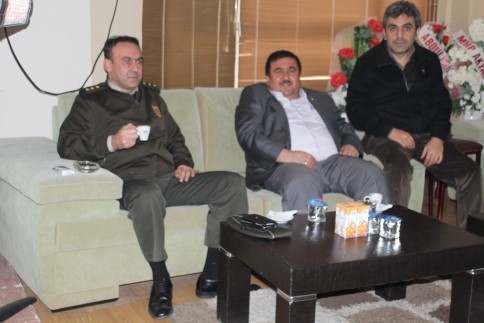 Yzb.Mustafa Hekimoğlu Muhtarlar Derneğini Ziyaret Etti