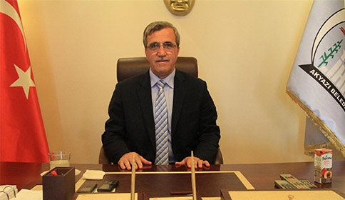 BAŞKAN AKCAN’DAN ÖĞRENCİLERE SINAV SÜPRİZİ