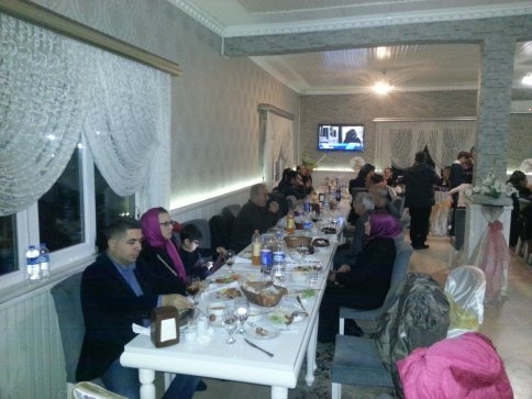 Paris'te Hoşgeldin ve Veda Yemeği 