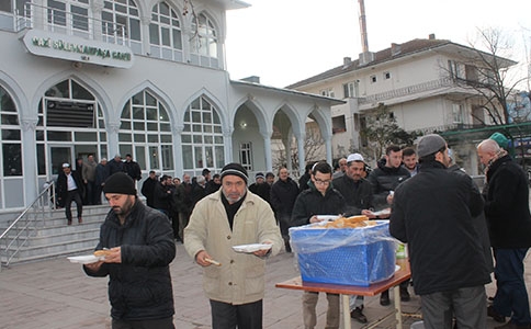 SABAH NAMAZINDA ÇANAKKALE ŞEHİTLERİ İÇİN DUALAR EDİLDİ