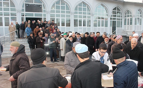 SABAH NAMAZINDA ÇANAKKALE ŞEHİTLERİ İÇİN DUALAR EDİLDİ