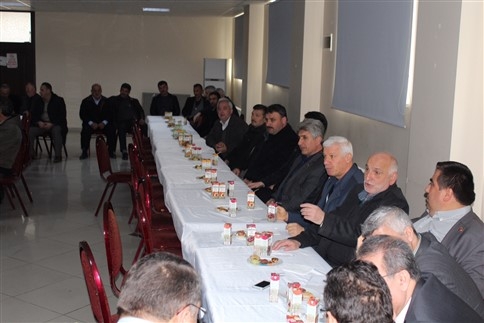 Akyazı İlçe Kaymakamı Kamuran Mustafa Bı Muhtarlarımızla İstişare Toplantısı Düzenledi. 