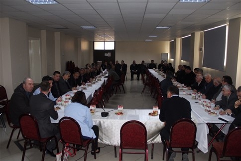 Akyazı İlçe Kaymakamı Kamuran Mustafa Bı Muhtarlarımızla İstişare Toplantısı Düzenledi. 