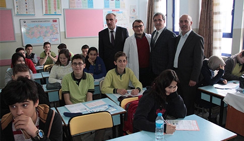 AKYAZI BELEDİYE BAŞKANI HASAN AKCAN’DAN ÖĞRENCİLERE TEOG SINAV DESTEĞİ